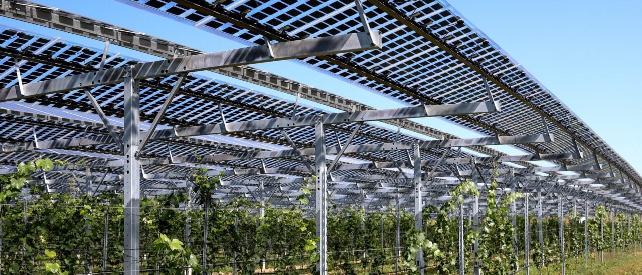 Solarparks auf Äckern: Eine gute Idee?