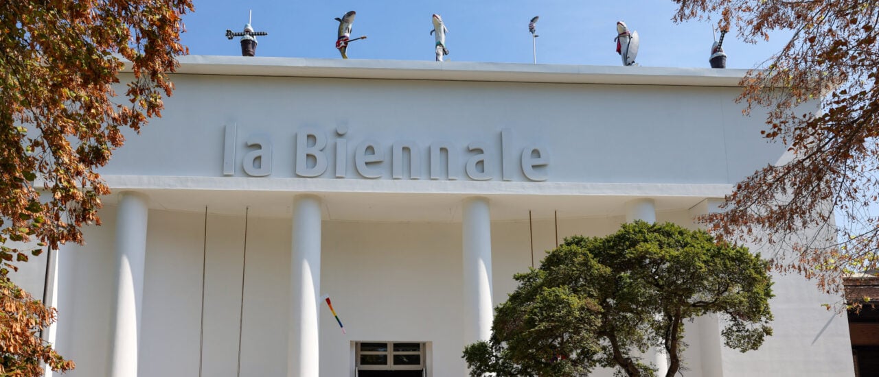 60. Venedig-Biennale — Überall fremd?
