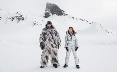 Kristín (Vivian Ólafsdóttir, r.) und Farmer Einar (Ólafur Darri Ólafsson, l.) haben einen Plan. © ZDF und Roland-Guedo Marx.