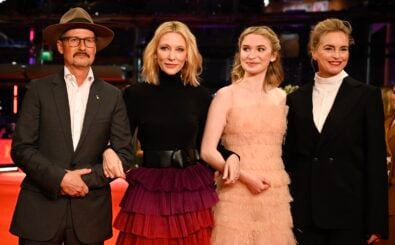 (L to R) US director Todd Field, Australian actress Cate Blanchett, British-German cellist Sophie Kauer and German actress Nina Hoss pose on the red carpet for German premiere of the film „Tár“ at the Berlinale film festival, in Berlin on February 23, 2023. (Photo by Tobias SCHWARZ / AFP)