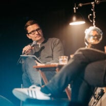 Christian Bollert und Ulf Buermeyer beim detektor.fm-Livepodcast. Foto: Ina Lebedjew / detektor.fm