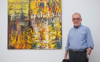 German artist Gerhard Richter stands in front of his „Abstract Painting (950-3)“ during a roundtour before the opening of the new exhibition „Gerhard Richter, New Paintings“ of the Gerhard Richter Archive at Albertinum in Dresden, eastern Germany, on May 19, 2017. On the occasion of his 85th birthday, the Gerhard Richter Archive of the Dresden State Art Collections is holding an exhibition from 20 May to 27 August 2017 with new paintings by the artist. Initially, most of his works were already exhibited in Museum Ludwig, Cologne. Now the paintings, supplemented with seven recently created works, will almost all be exhibited in the Albertinum. (Photo by ROBERT MICHAEL / AFP) / RESTRICTED TO EDITORIAL USE – MANDATORY MENTION OF THE ARTIST UPON PUBLICATION – TO ILLUSTRATE THE EVENT AS SPECIFIED IN THE CAPTION