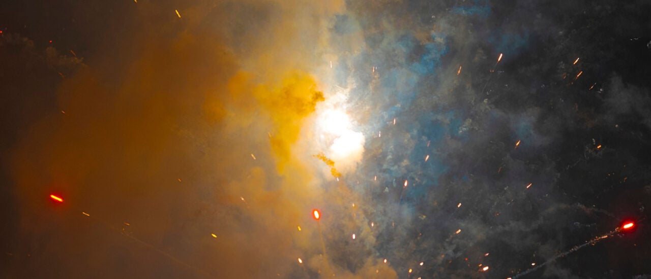 Warme Inflation: Den Urknall radikal neu denken?