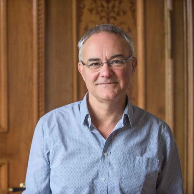 Prof. Dr. Adrian P. Simpson, Professur für Sprechwissenschaft an der FSU Jena