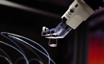 Roboterarm in einem selbststeuernden Labor |  Foto: Dunia Innovations