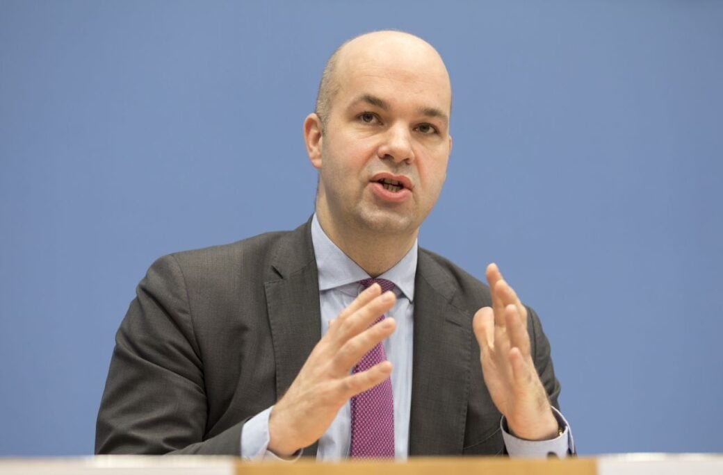 Der Präsident des DIW Berlin Marcel Fratzscher warnt vor der Wirtschaftspolitik der AfD. Foto: Florian Schuh/DIW Berlin